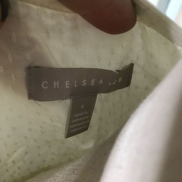 Chelsea28 Women's Ivory Button-up Sleeveless Blouse Size Small NWT - Picture 10 of 10